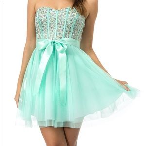 Short strapless mint green prom dress